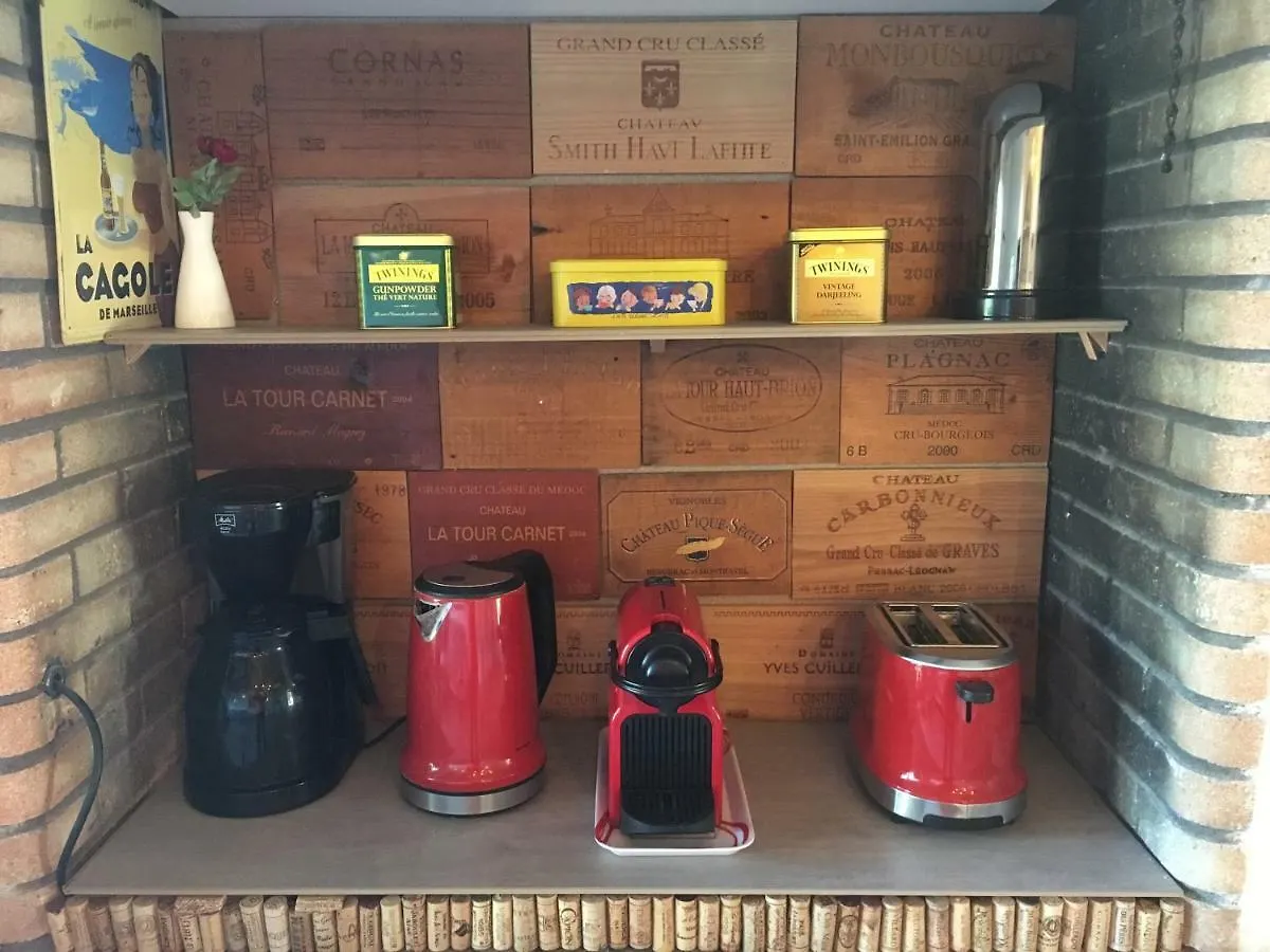 Bacchus En Luberon Acomodação com café da manhã Gordes 0*,